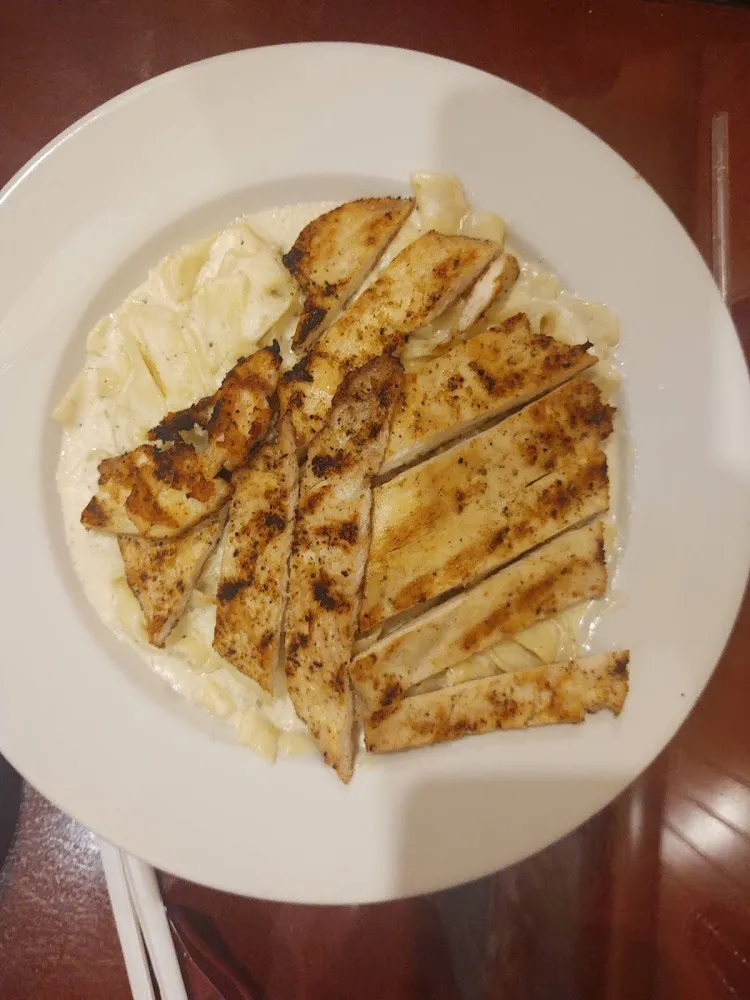 Chicken Fettuccine Alfredo
